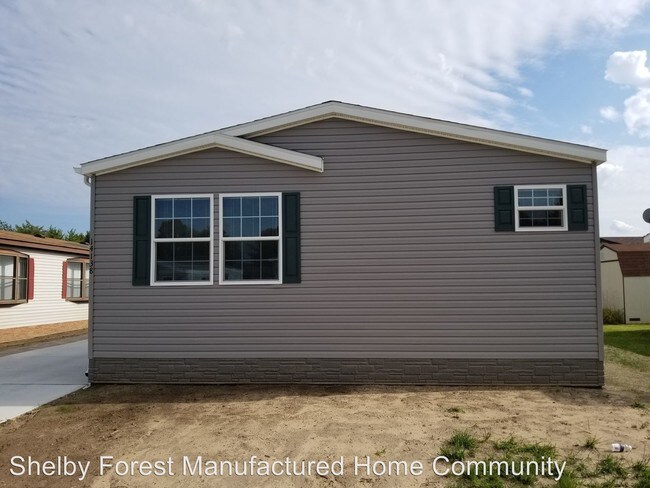 Building Photo - 13955 Bronte Dr