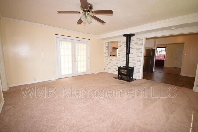 Foto del edificio - 108 S 6th St