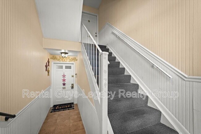 Foto del edificio - 4331 Plaza Gate Ln