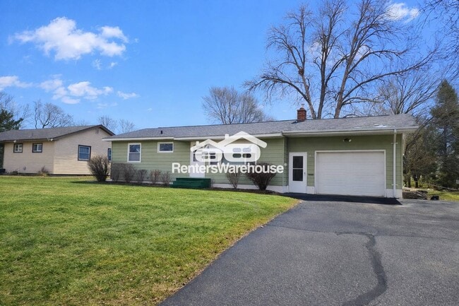 Building Photo - 732 E Lincoln Rd