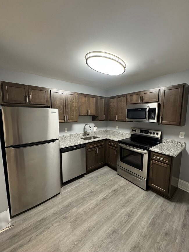 T3 Kitchen - 10-16 E Chase St Apartments