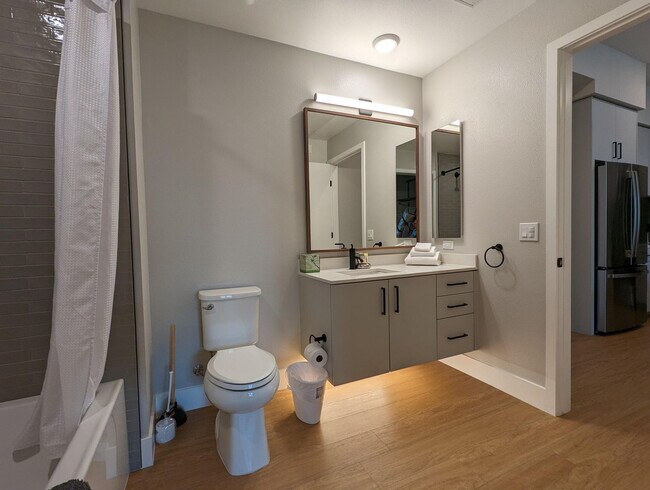 Foto del edificio - 1746 Villa St