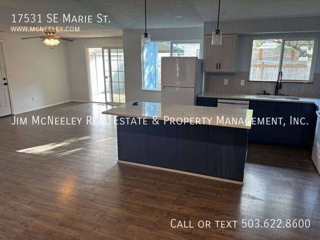 Photo - 17531 SE Marie St House