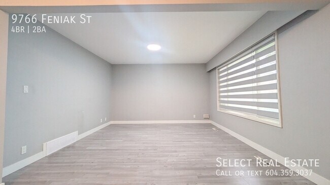 Building Photo - 9766 Feniak St