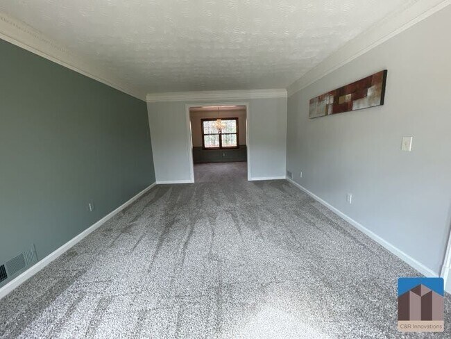 Foto del edificio - 5525 Wedgewood Ct SW