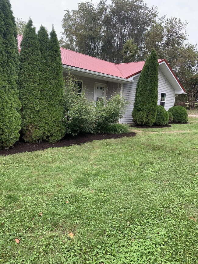Building Photo - 4901 Paynes Mill Rd