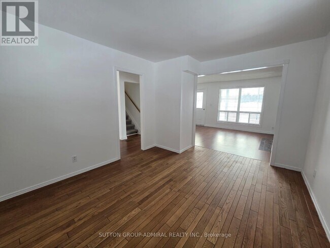 Building Photo - 1143 Bayfield St