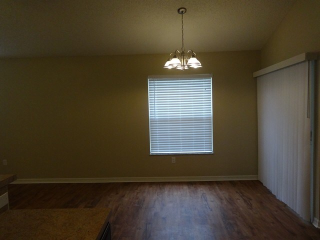 Foto del edificio - 568 NW Avon Avenue