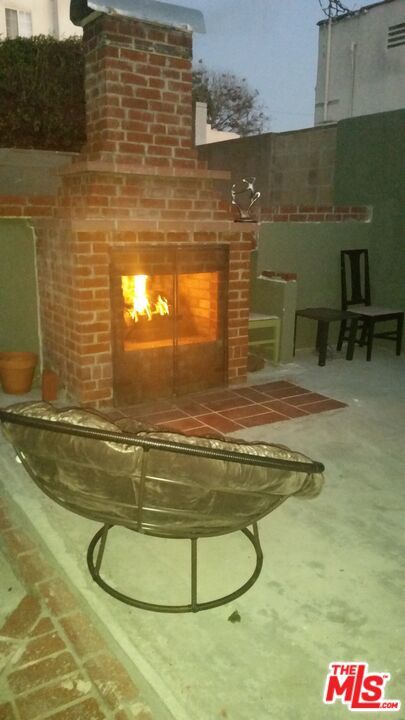 Foto del edificio - 6330 Buckler Ave