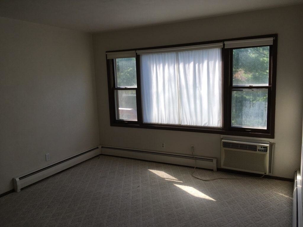 3409 Meadow Ave, East Peoria, IL 61611 Apartments in East Peoria, IL