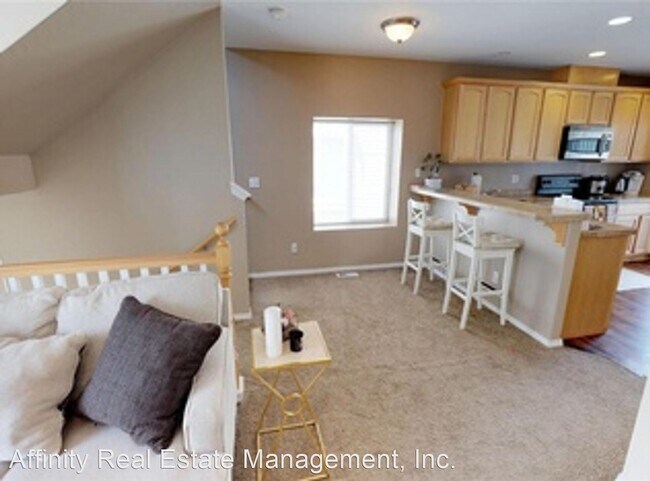 Building Photo - 3 br, 2.5 bath House - 5301 35th ST E
