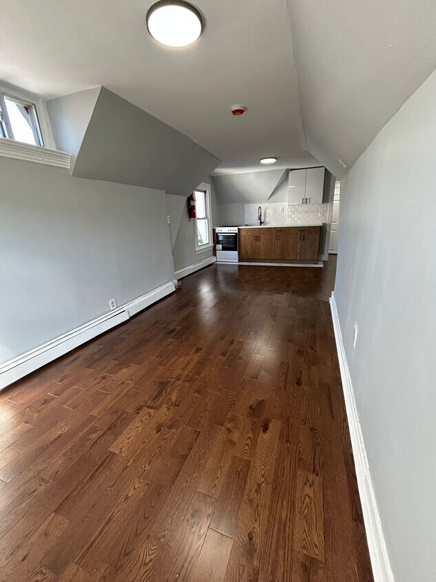Foto principal - 93 Cleveland St