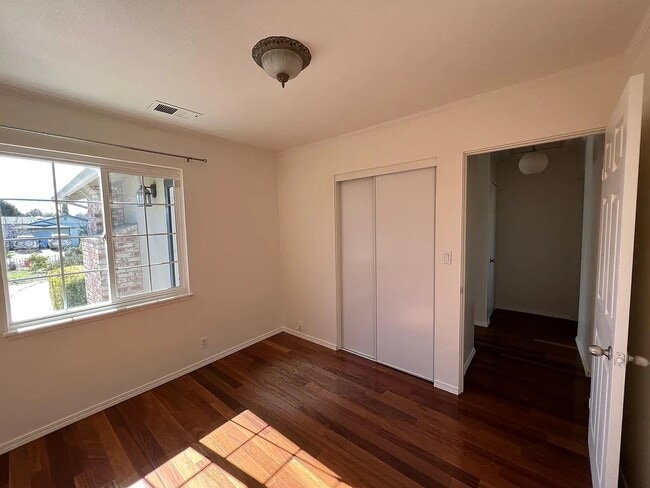 Building Photo - 3175 Machado Ave