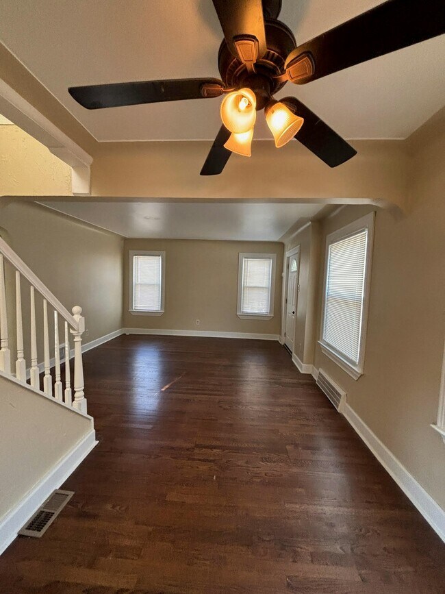 Foto del edificio - 747 Gardendale St