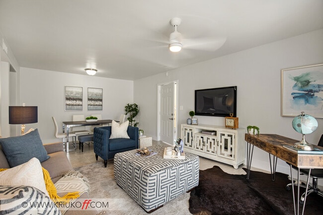 Foto del edificio - GROVE RESIDENCES