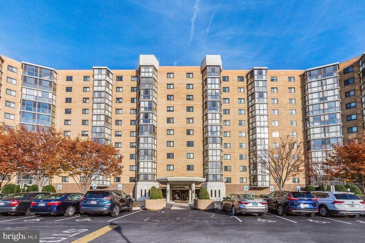 Primary Photo - 3330 N Leisure World Blvd
