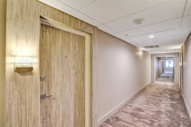 Building Photo - 10275 Collins Ave