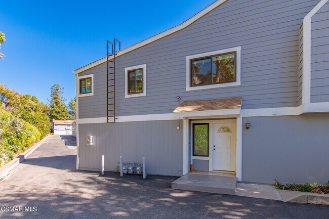 Building Photo - 29125 Thousand Oaks Blvd