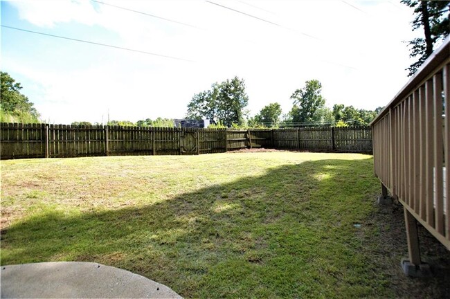 Foto del edificio - 4520 Parkcrest Ct NE