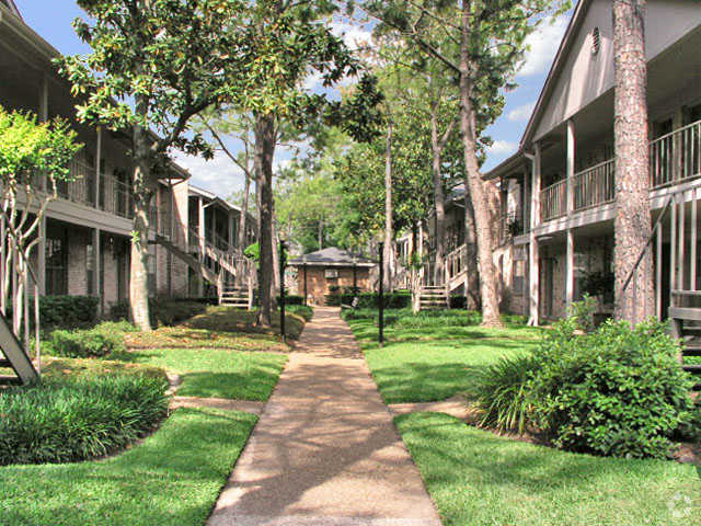 Patio - Memorial City Apartments