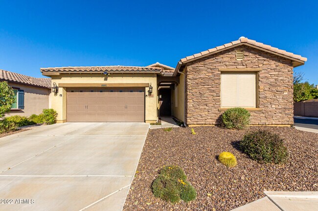 Building Photo - 4442 E Angela Dr