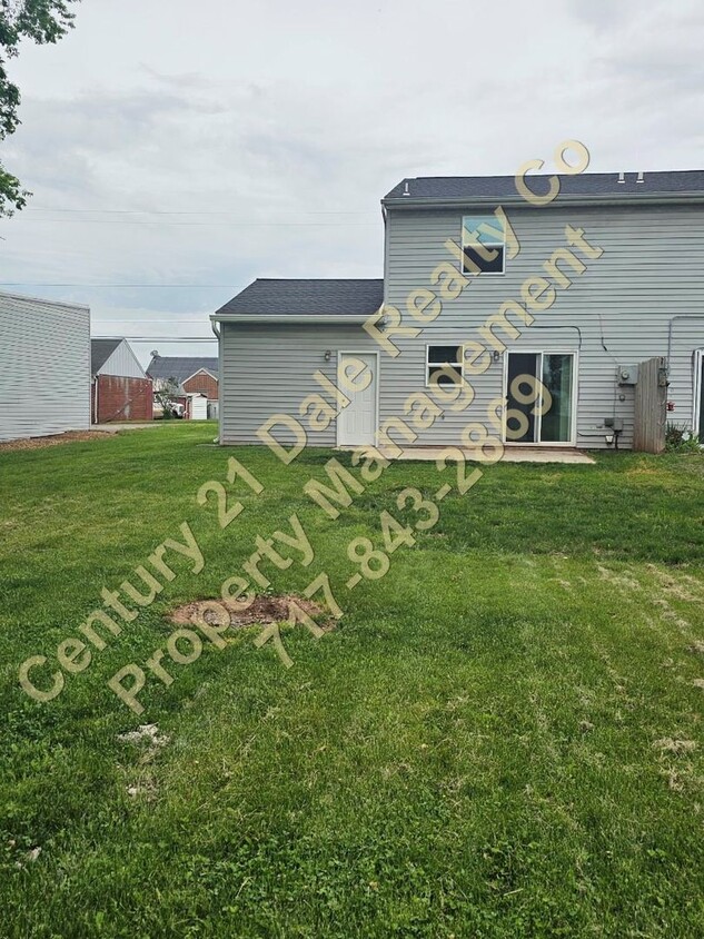 Building Photo - 2 Bedroom Home in West York School Distric...