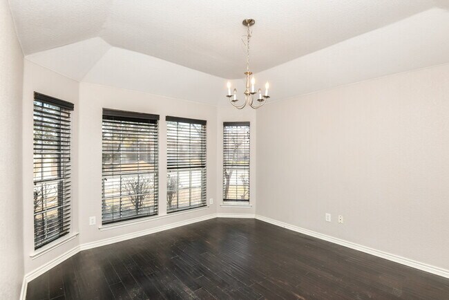 Building Photo - 840 Poncho Ln
