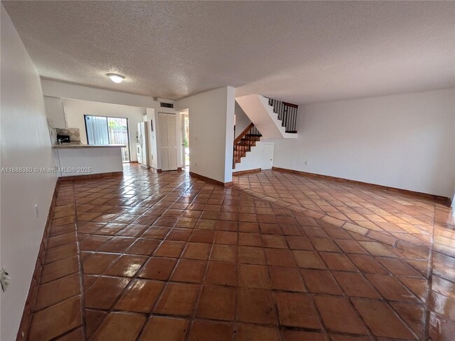 Foto del edificio - 3811 SW 82nd Ave