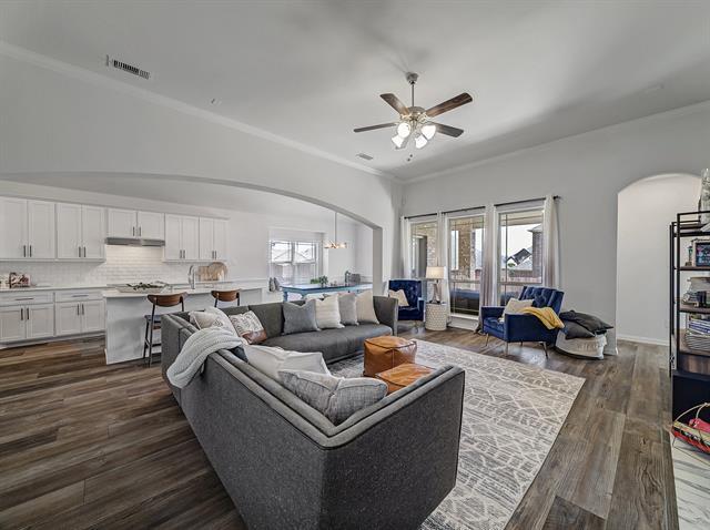 Foto del edificio - 426 Brook Meadow Dr