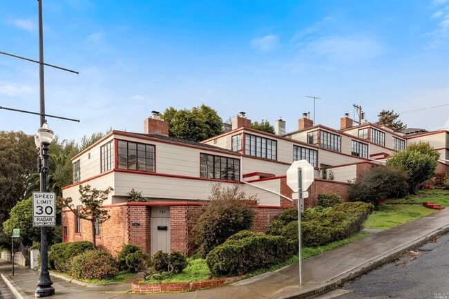 Building Photo - 701 Napa St