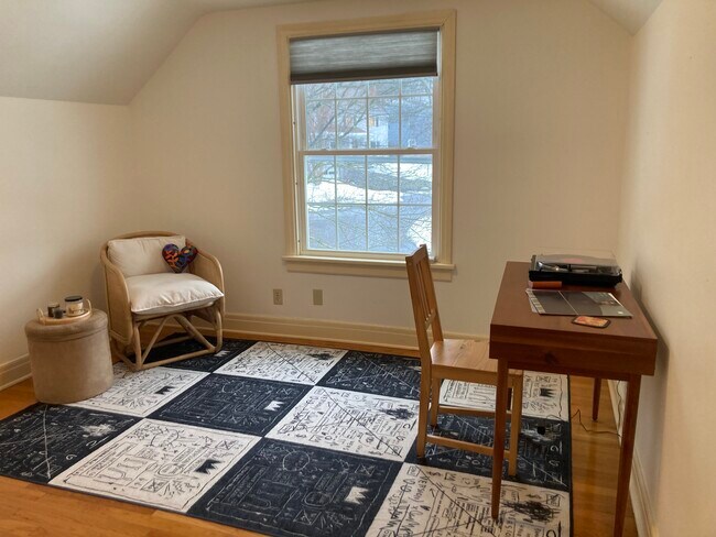 Foto del edificio - 129 Orvilton Dr