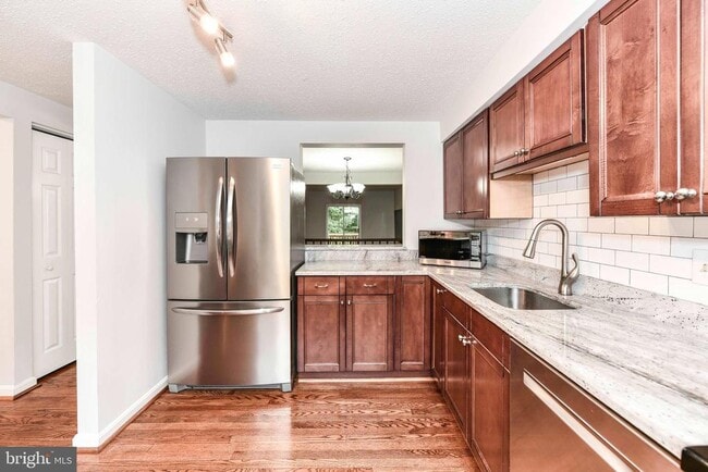 Foto del edificio - 5836 Jackson Oak Ct