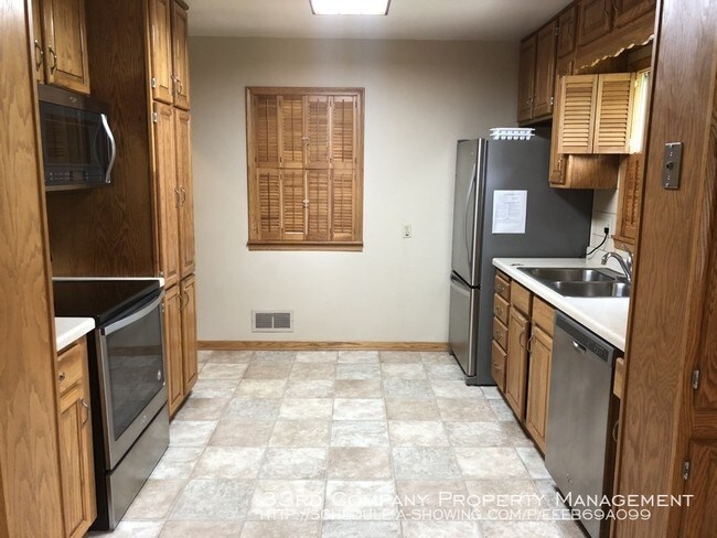 Foto del edificio - Convenient one-level living in Roseville!
