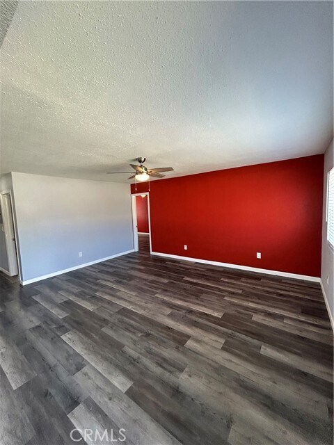 Foto del edificio - 8523 Cedar St