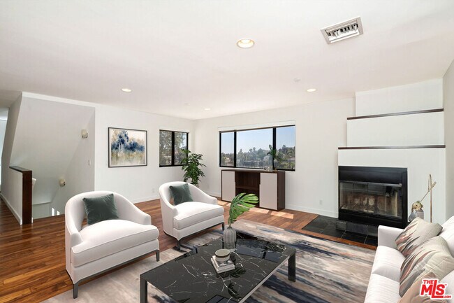 Foto del edificio - 6441 Bryn Mawr Dr