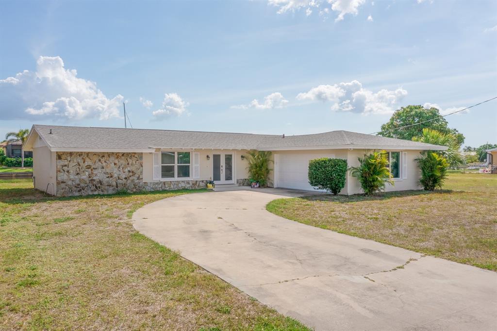 135 Leland St SE, Port Charlotte, FL 33952 House Rental in Port