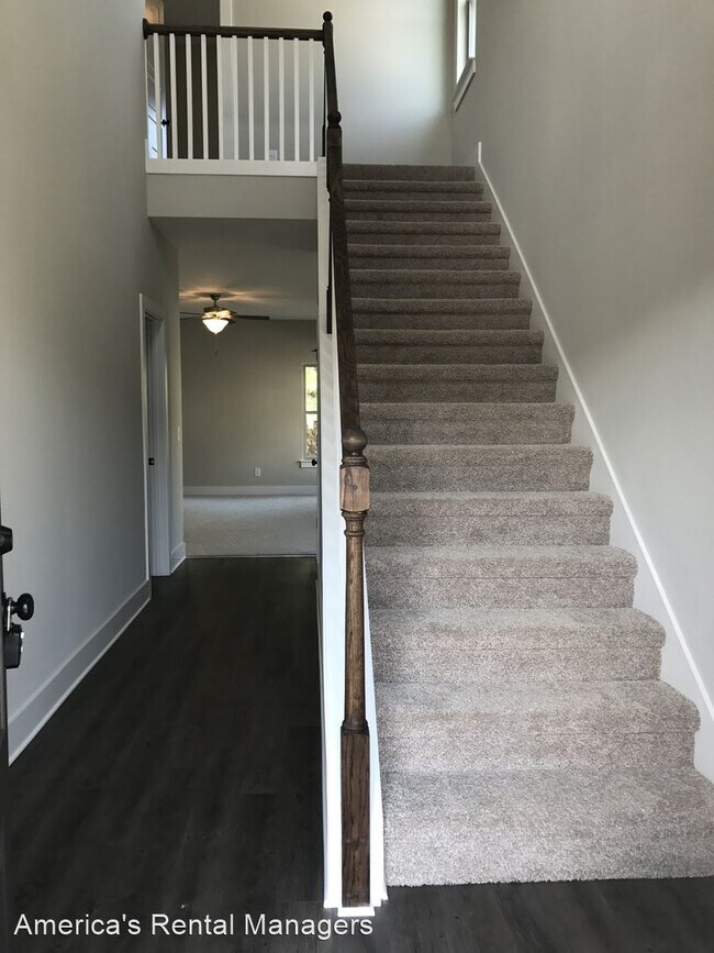 Foto del edificio - 4 br, 2.5 bath House - 145 Greenwood Circle