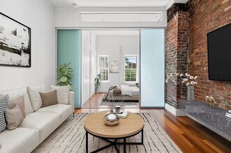 Building Photo - 165 Ludlow St