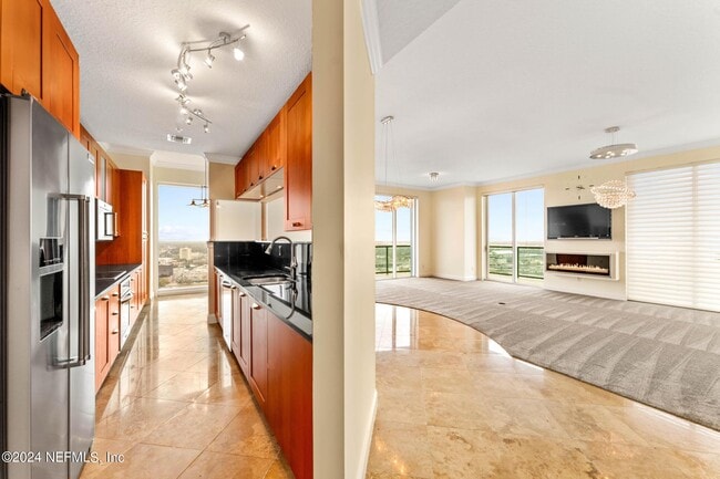 Foto del edificio - 1431 Riverplace Blvd