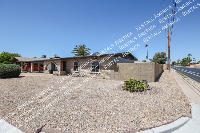 Building Photo - 12840 N 30th St