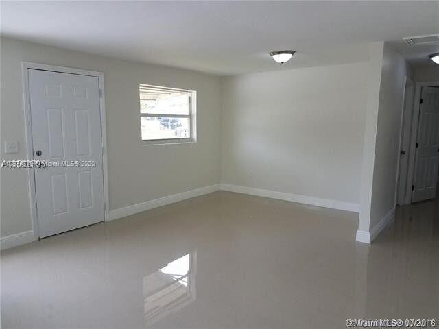 Foto del edificio - 5620 Freedom St