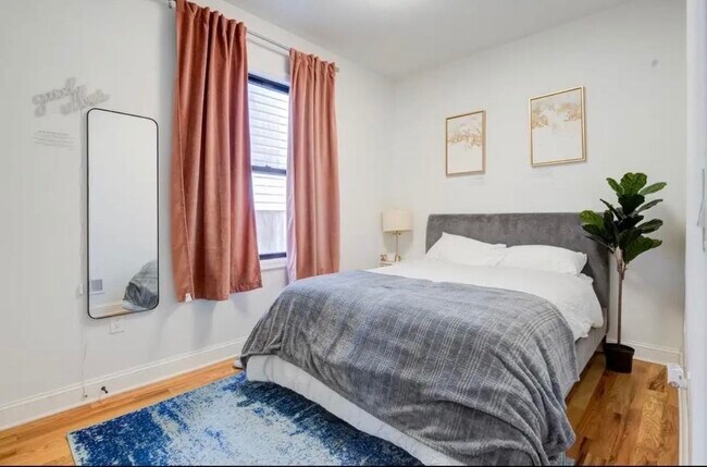 Foto del edificio - 306 Old Bergen Rd