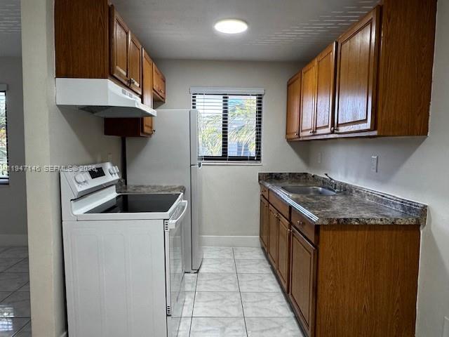 Foto del edificio - 1310 W 29th St