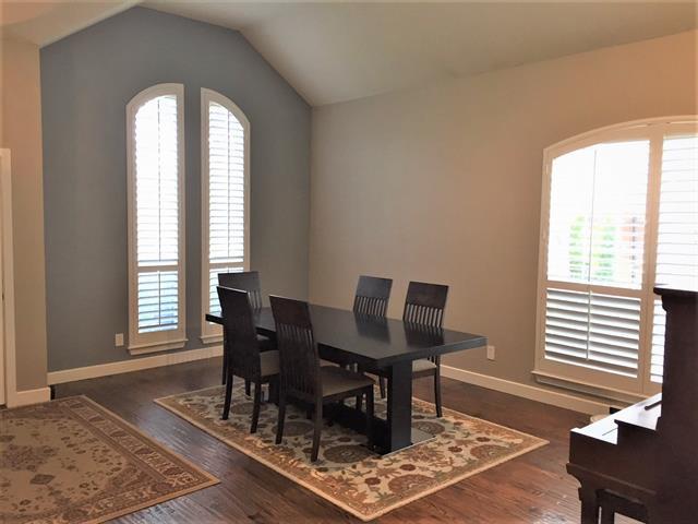 Foto del edificio - 9800 Concord Dr