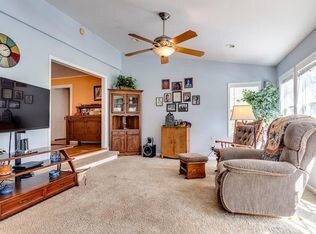 Building Photo - 2508 Maple Dr