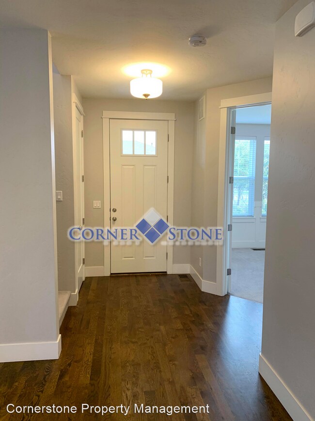 Foto del edificio - 4 br, 2.5 bath House - 4495 E Timbersaw