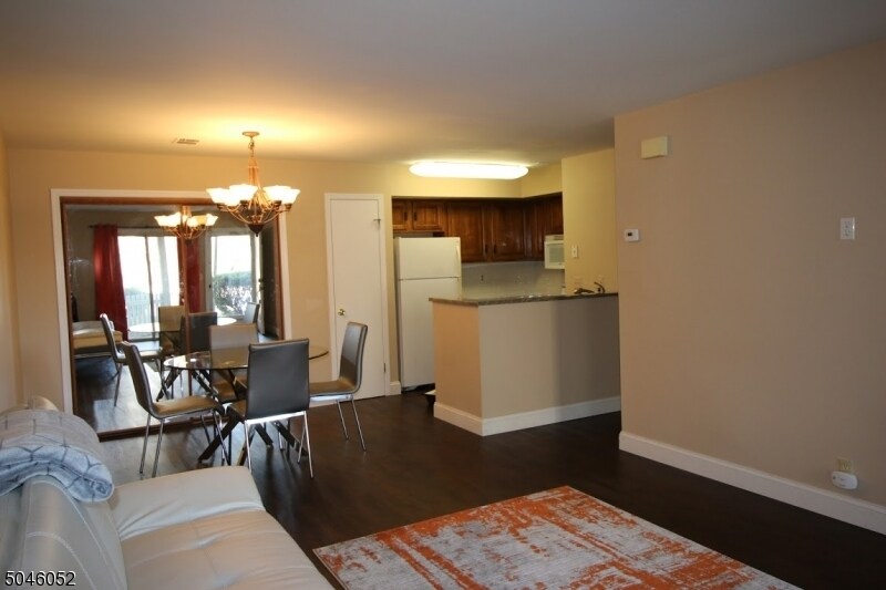 Building Photo - 29 Tansy Ct