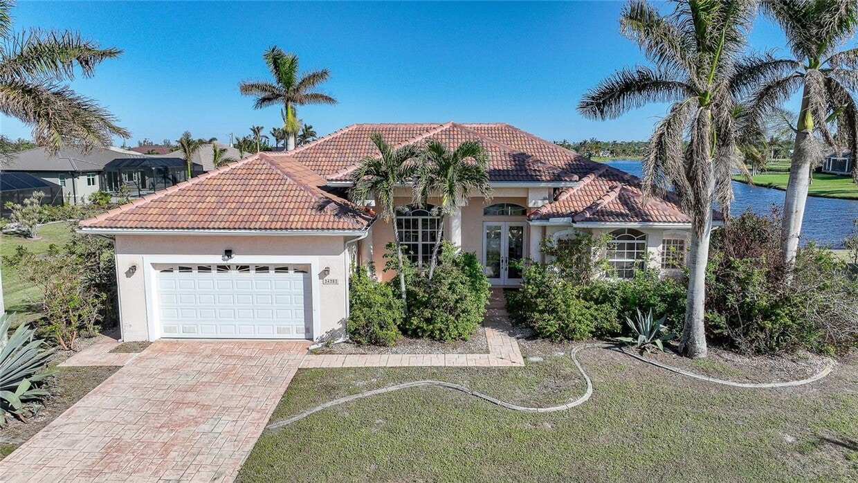 Primary Photo - 3/3/2 Pool Home in Burnt Store Lakes of Pu...