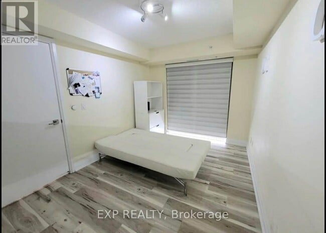 Building Photo - 555 Wilson Ave