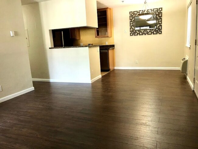 Foto del edificio - 880 E Fremont Ave